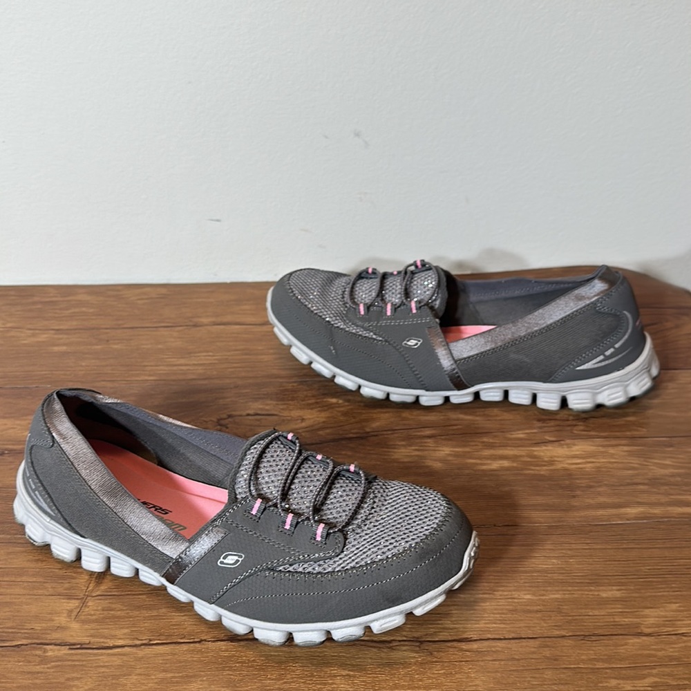 Skechers  Gray Pink Sparkles Lightweight Memory Foam Slip On Shoes Women's 11 - Picture 2 of 12